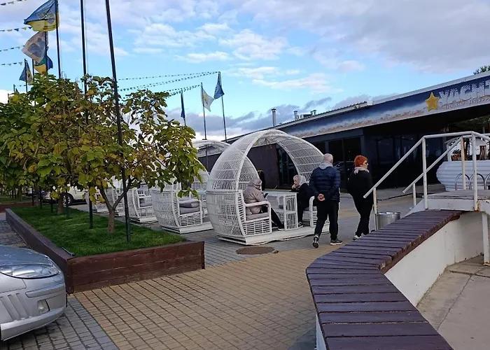 Апартаменты сади рів'єри 1 *